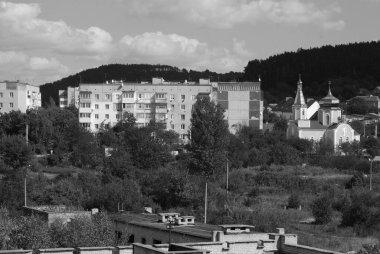 Pencereden şehre olan manzara. 