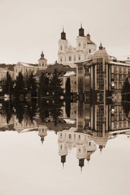 Şekil Değiştirme Katedrali. Eski şehrin tarihi kısmı.