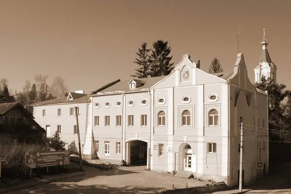 Eski şehrin tarihi kısmı. Epifani Manastırı 'nı inşa eden manastır.