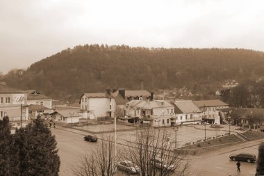 Eski kasabanın küçük bir caddesi. Eski şehrin tarihi kısmı.