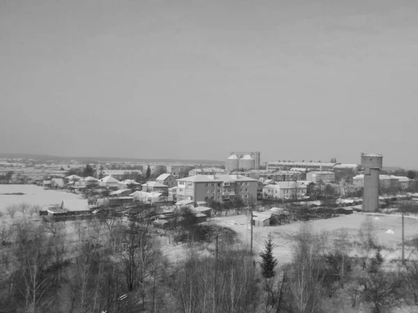 Der Blick Aus Dem Fenster Auf Die Stadt — Stockfoto