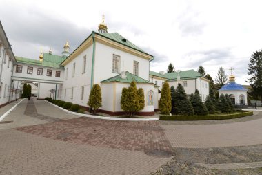  Manastır Epifani Manastırı  