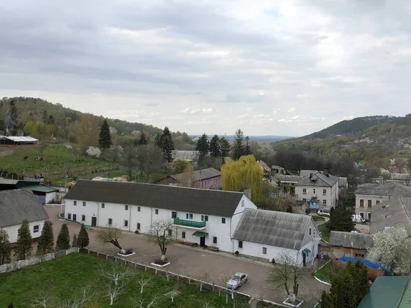 Дерев Яний Будинок Українському Селі — стокове фото