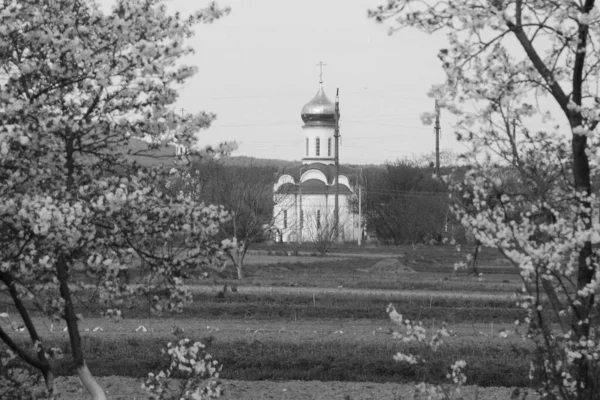 Церковь Святого Иоанна Крестителя Церковь Окраине — стоковое фото