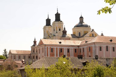 Şekil Değiştirme Katedrali