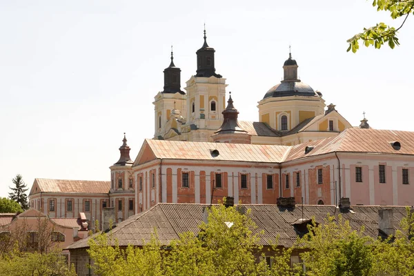 Şekil Değiştirme Katedrali