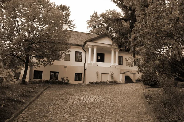 Old Polish Estate Historical Memorial Museum Juliusz Slowacki — стоковое фото