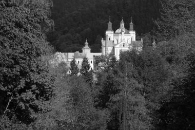 Şekil Değiştirme Katedrali