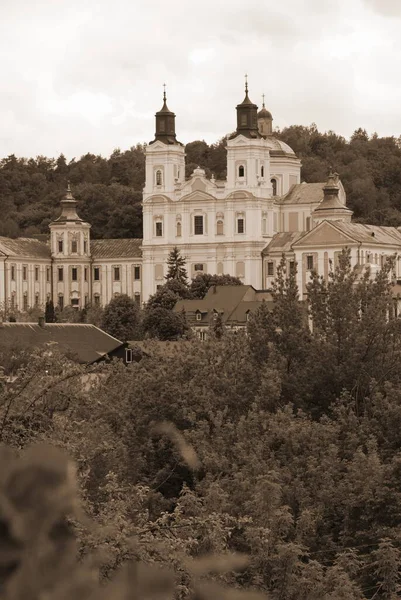 Zabytkowa Część Starego Miasta Stare Miasto Centralna Ulica Katedra Przemienienia — Zdjęcie stockowe