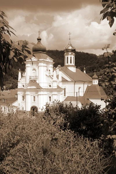 Aziz Niklas Katedrali (Fransisken Manastırı). Eski büyük kilise.