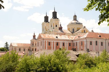 Şekil Değiştirme Katedrali. Harika bir kilise.