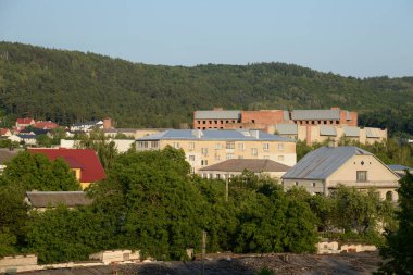 Pencereden şehre olan manzara.