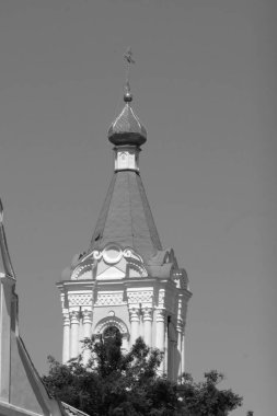 Manastır Epifani Manastırı 'nı inşa ediyor. 