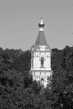 Manastır Epifani Manastırı 'nı inşa ediyor. 