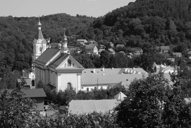 Manastır Epifani Manastırı 'nı inşa ediyor. 