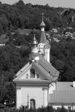 Manastır Epifani Manastırı 'nı inşa ediyor. 