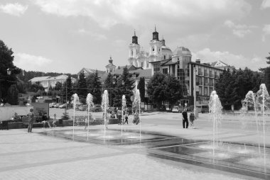  Eski şehrin tarihi kısmı. Dönüşüm Katedrali. Büyük kilise.