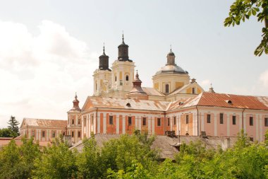Şekil Değiştirme Katedrali. Harika bir kilise.