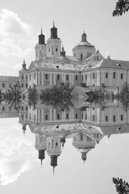 Şekil Değiştirme Katedrali. Harika bir kilise.