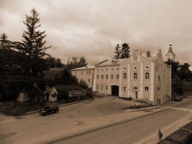 Eski şehrin tarihi kısmı. Epifani Manastırı 'nı inşa eden manastır. Büyük eski ortodoks kilisesi.          