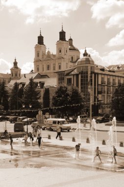 Eski şehrin tarihi kısmı. Dönüşüm Katedrali. Büyük kilise.