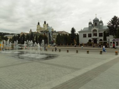 Eski şehrin tarihi kısmı. Dönüşüm Katedrali. Büyük kilise.          