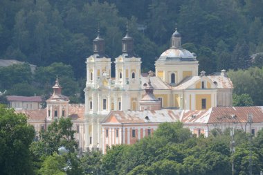 Şekil Değiştirme Katedrali. Harika bir kilise.