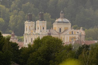 Şekil Değiştirme Katedrali. Harika bir kilise.