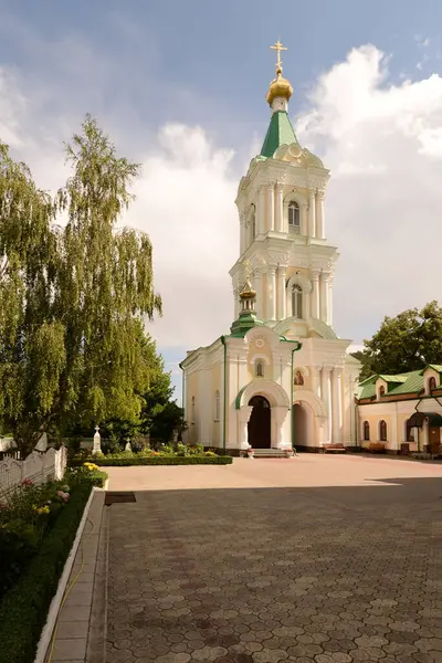 モナシェスキー建物エピファニー修道院 偉大な教会 — ストック写真