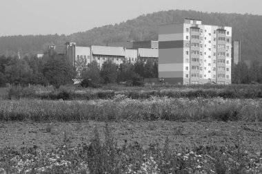 Pencereden şehre olan manzara.