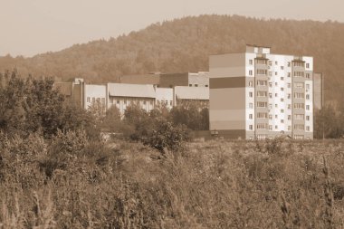 Pencereden şehre olan manzara.