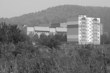 Pencereden şehre olan manzara.