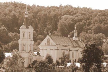 Manastır Epifani Manastırı 'nı inşa ediyor. 
