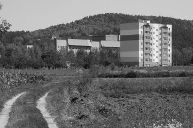 Pencereden şehre olan manzara.