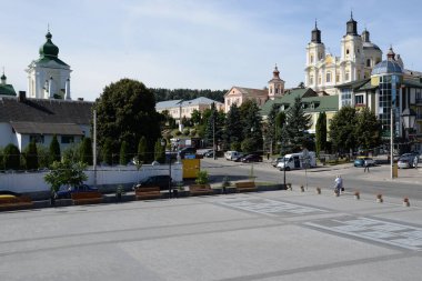 Eski şehrin tarihi kısmı. Dönüşüm Katedrali. Büyük kilise.