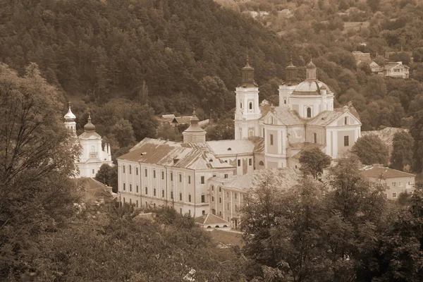 마을의 크리스마스 크리스마스 니콜라스 Franciscan Monastery General View Castle Hill — 스톡 사진