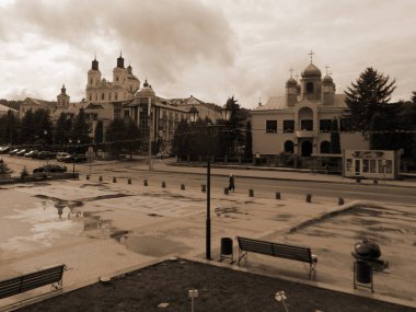 Eski şehrin tarihi kısmı. Dönüşüm Katedrali. Büyük kilise.          