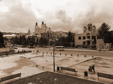 Eski şehrin tarihi kısmı. Dönüşüm Katedrali. Büyük kilise.          