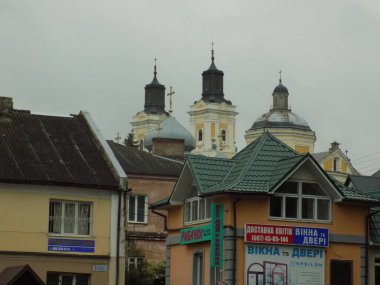 Eski şehrin tarihi kısmı. Dönüşüm Katedrali. Büyük kilise.
