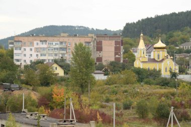 Pencereden şehre olan manzara..     