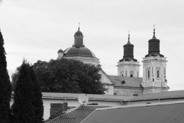 Eski şehrin tarihi kısmı. Dönüşüm Katedrali. Büyük kilise.