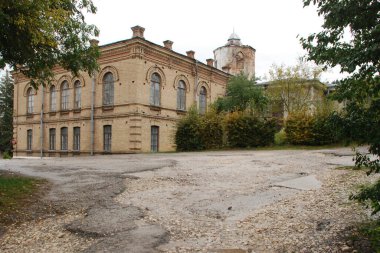 Antik çağlarda Kontes Dzembovskoyi 'nin eski malikanesi 