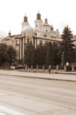 Eski şehrin tarihi kısmı. Dönüşüm Katedrali. Büyük kilise.