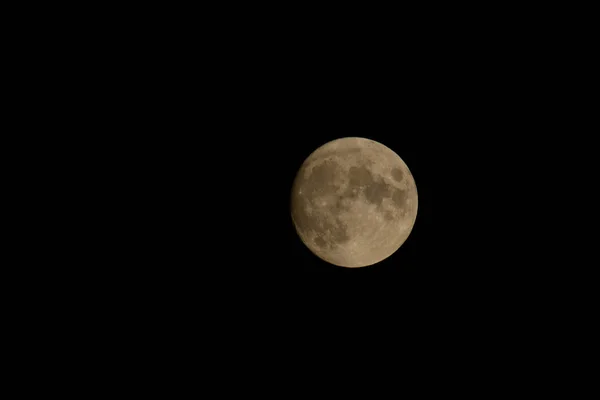 Луна Является Единственным Естественным Спутником Планеты Земля — стоковое фото