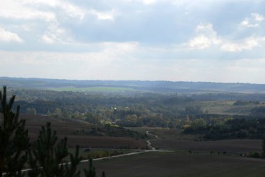Ukrayna köyündeki ahşap ev.