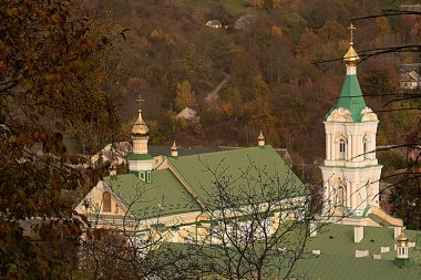 Manastır Epifani Manastırı 'nı inşa ediyor.