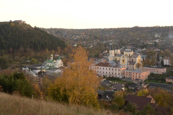 마을의 크리스마스 크리스마스 니콜라스 Franciscan Monastery General View Castle Hill — 스톡 사진