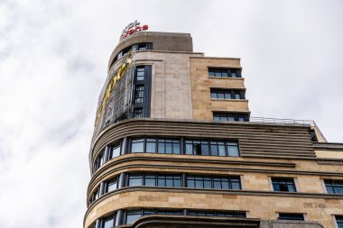 Madrid 'deki Gran Via' da Callao Meydanı 'ndaki Iconic Capitol Binası