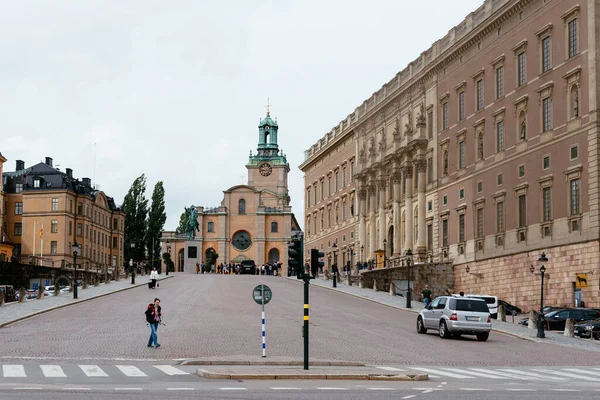 Kungliga slottet och Sankt Nikolaus kyrka i Gamla Stan, Stockholm — Stockfoto