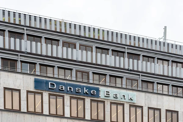 Kanceláře Danske Bank v centru Stockholmu ve Švédsku — Stock fotografie